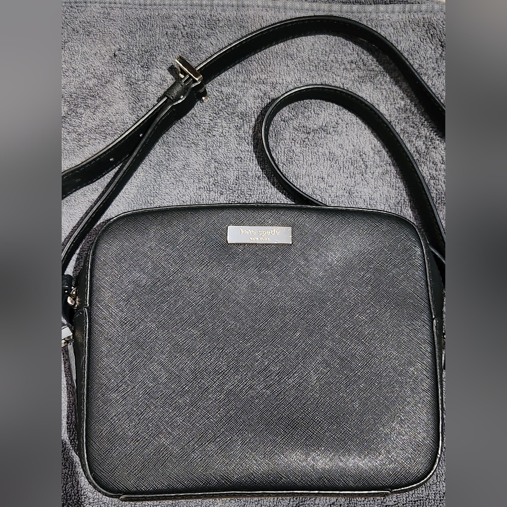 Kate Spade Newbury Lane Cammie Leather Crossbody Camera Case Black MSRP $298 EUC